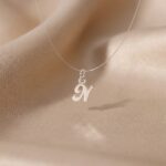 Lant pe fir transparent cu initiala din argint925