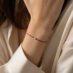 Brățară pe șnur reglabil cu cristal Swarovski – tăietură briliant - imagine 2