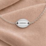 Brățară din argint 925 cu minge de rugby